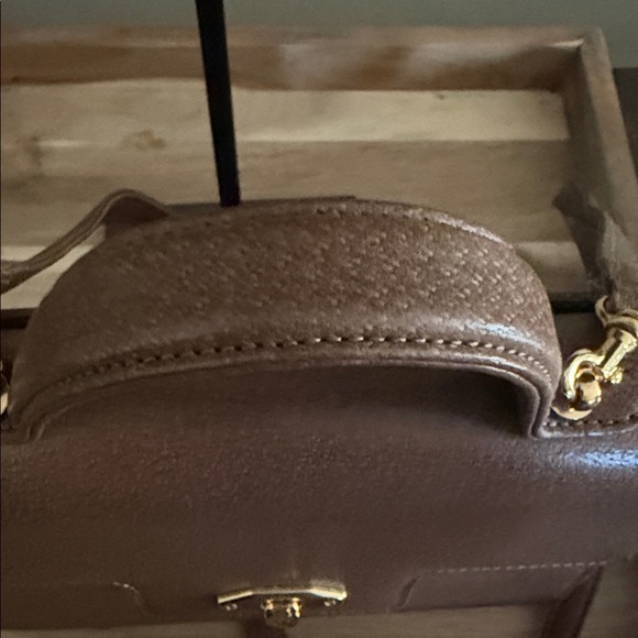 Valentino Garavani Brown Leather Top-Handle Crossbody Bag with Gold Hardware - Picture 2 of 9